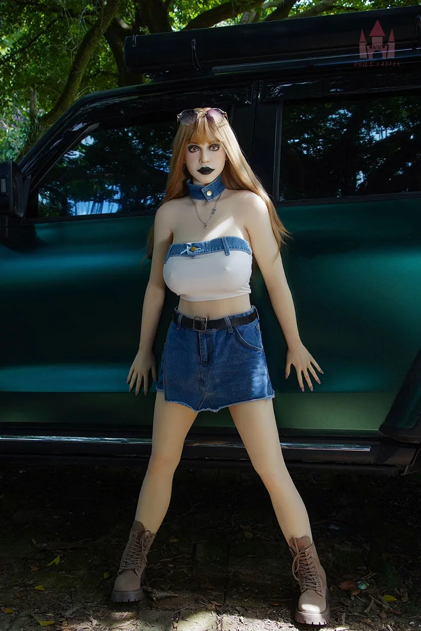 TPE Sex Doll Sexy Mienna 5ft 4' (165 cm)/ F-Cup - Dolls Castle view 2