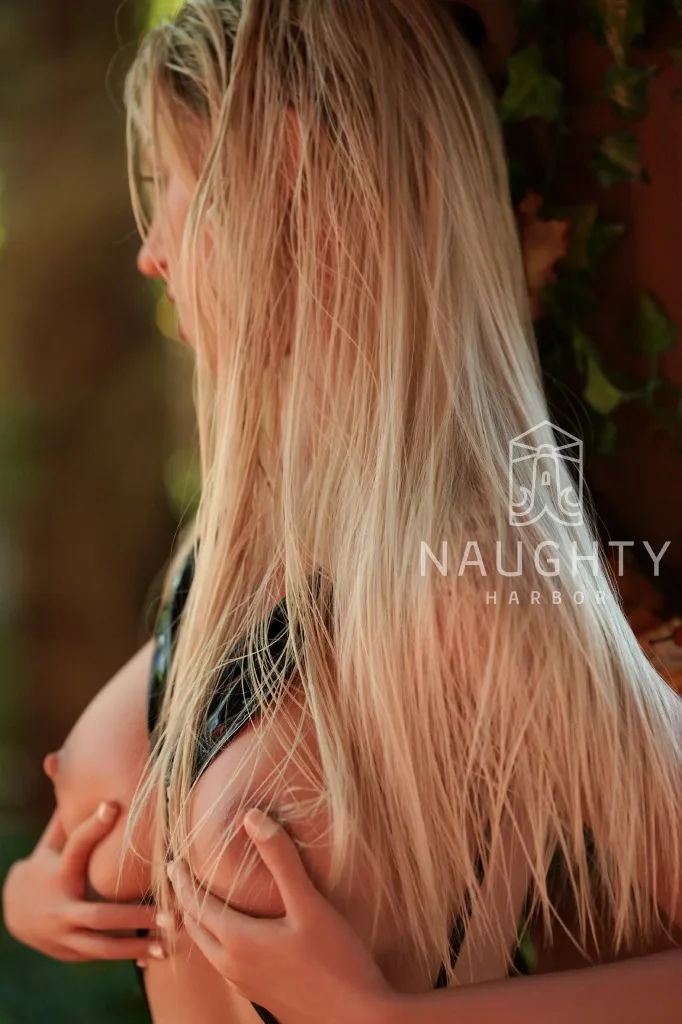 Silicone Sex Doll Wild Honey 5ft 8' (172 cm) - STOCK/ E-Cup - Zelex view 7