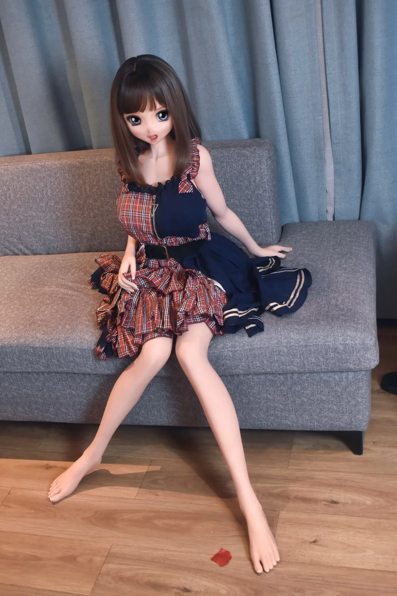 Silicone Doll Brunette Tien 4ft 10' (148 cm) - Elsa Babe view 4