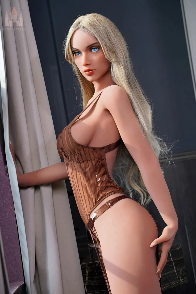 Realistic Sex Doll Seductive Delilah 5ft 7' (170 cm) - STOCK/ E-Cup - Dolls Castle view 3