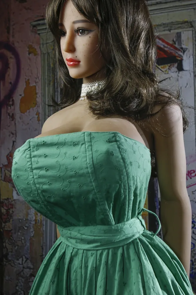 Real Sex Doll Seductive Jane 5ft 0' (153 cm)/ H-Cup - AS Doll view 3
