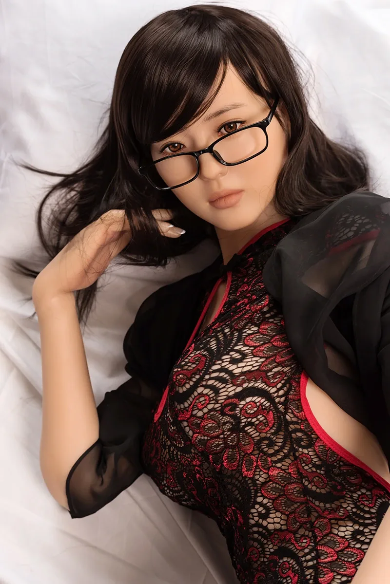 Real Sex Doll Seductive Larra 5ft 5' (167 cm)/ C-Cup - DS doll view 4