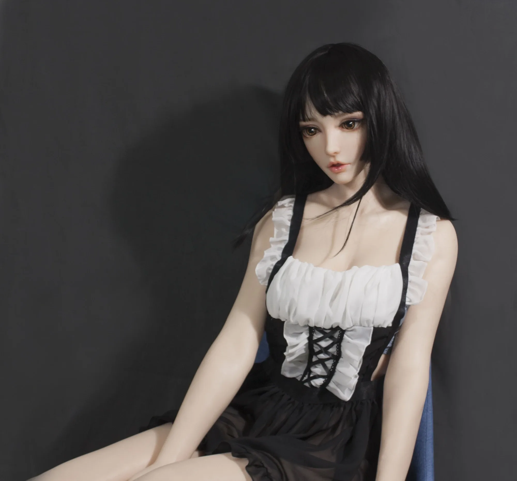 Silicone Doll Black-haired Naan 5ft 5' (165 cm) - Elsa Babe view 3