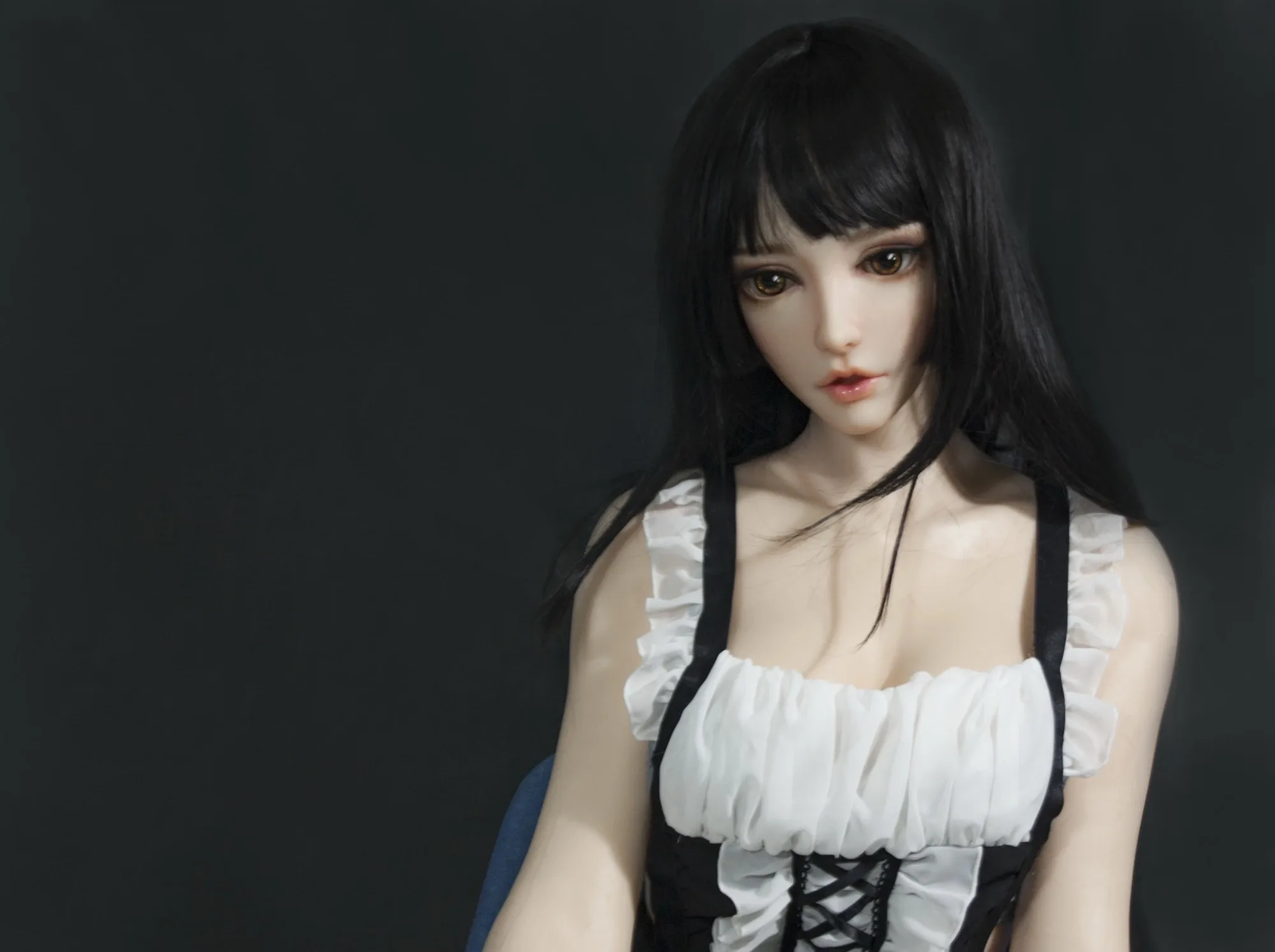 Silicone Doll Black-haired Naan 5ft 5' (165 cm) - Elsa Babe view 2