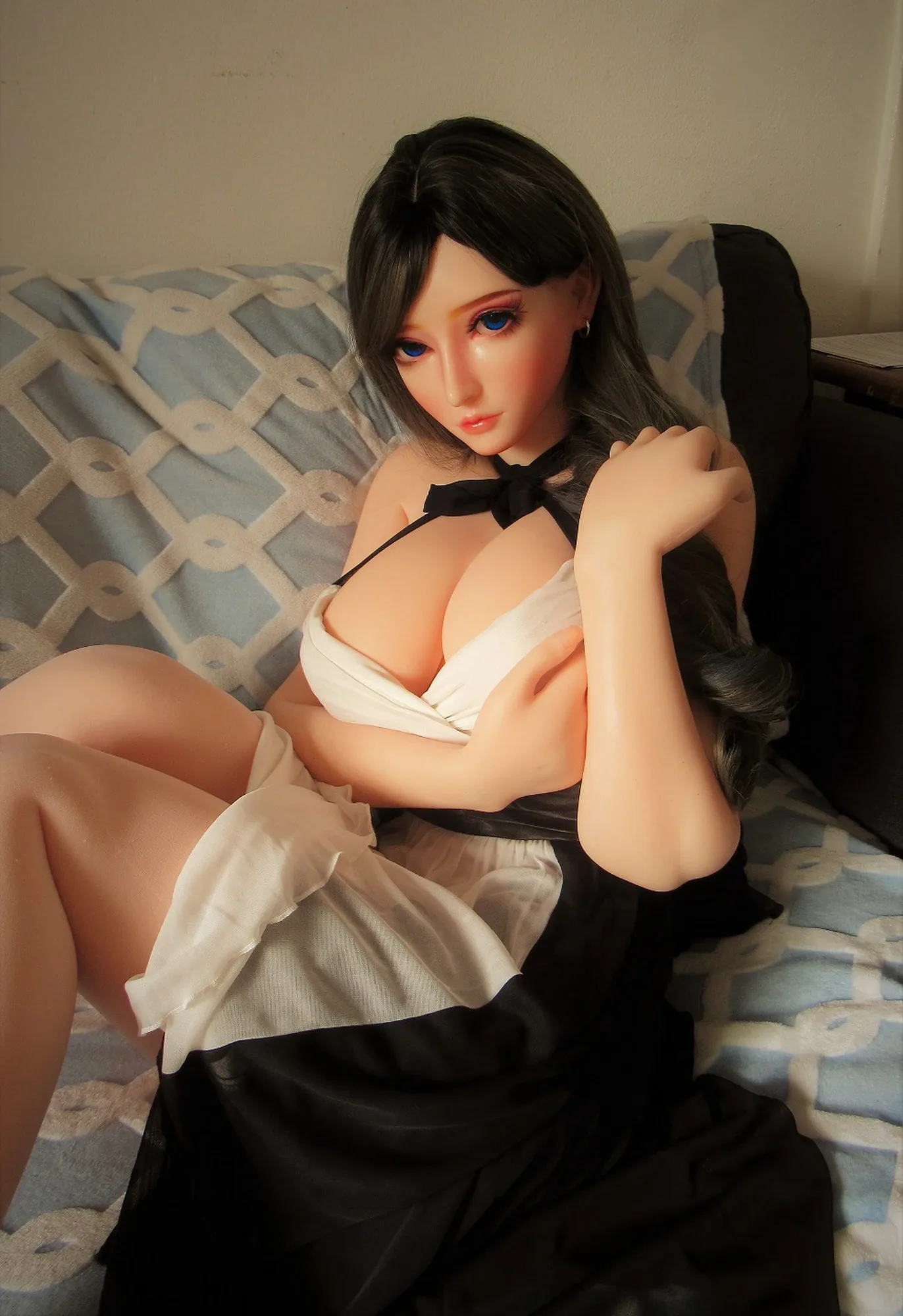 Silicone Doll Brunette Noan 5ft 5' (165 cm) - Elsa Babe view 3