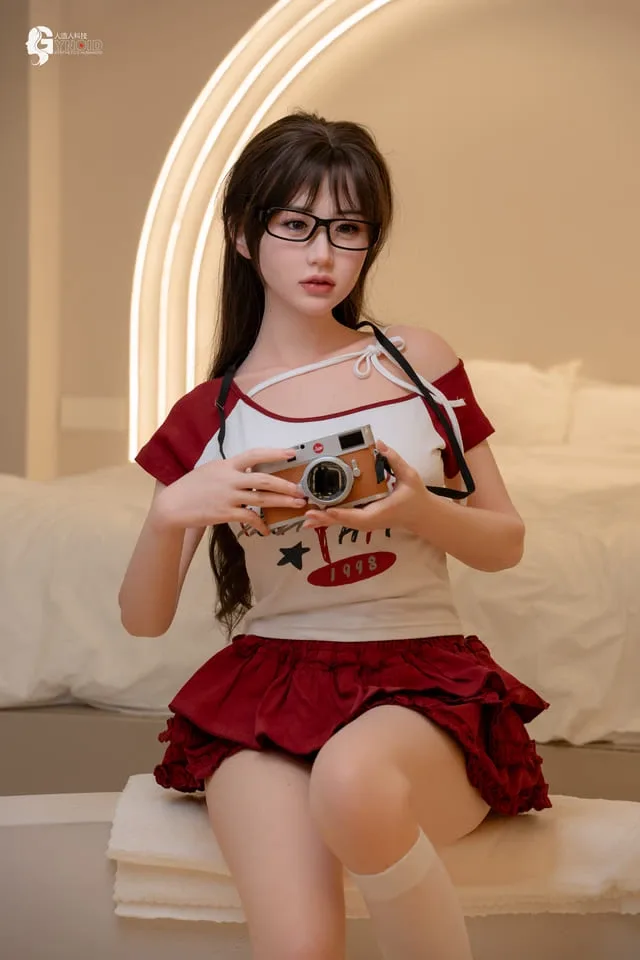 Real Sex Doll Tender Naya 5ft 2' (160 cm)/ D-Cup - Gynoid
