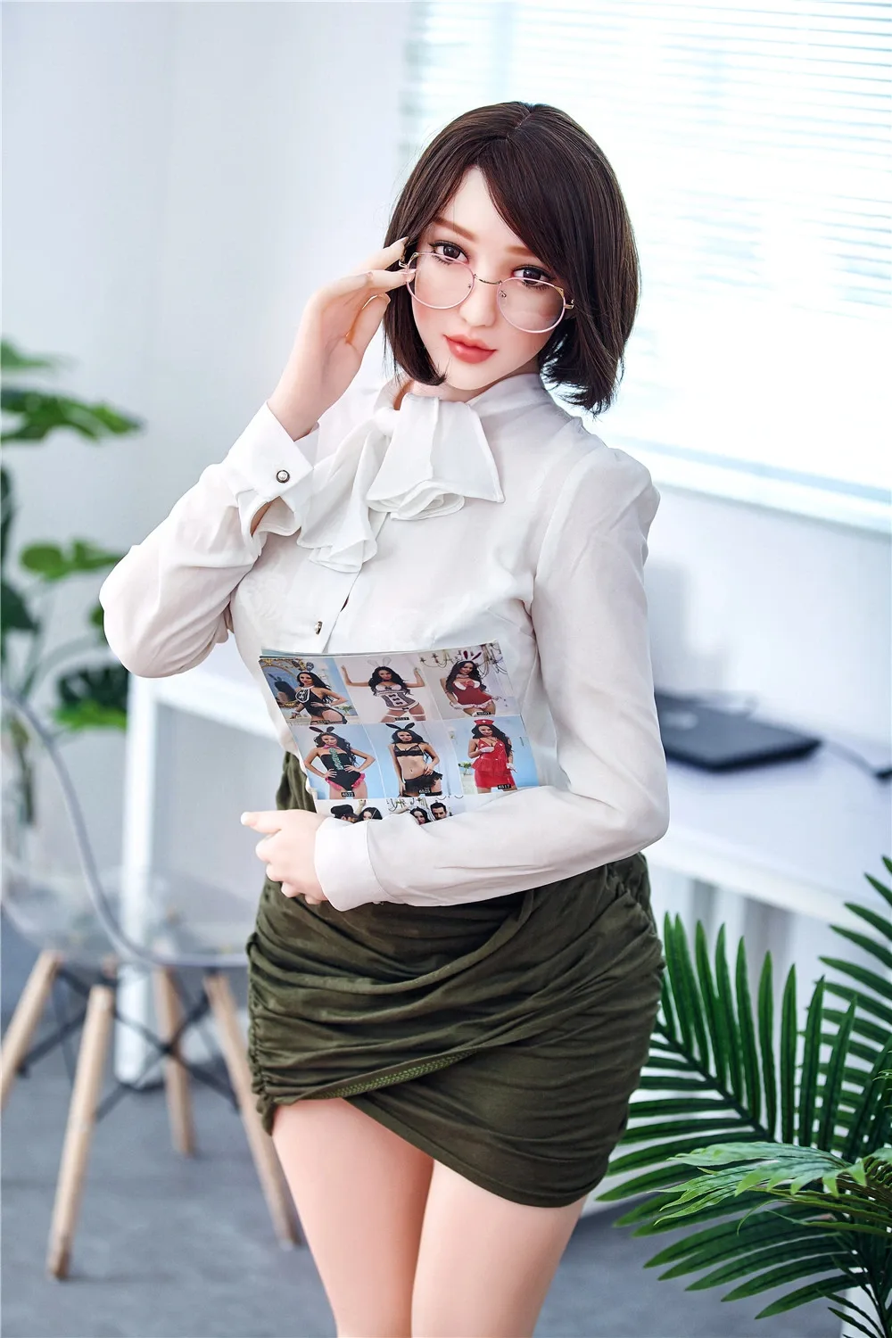 Sexy Doll Secretary Paloma 5ft 2' (159 cm)/ E-Cup - Irontech Doll view 3
